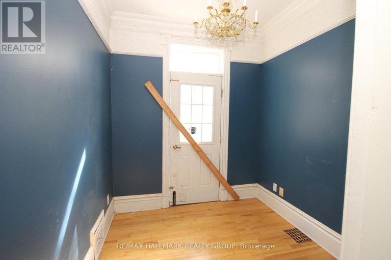 29131115/301-waverley-street/ottawa-centre/ottawa/ontario/K2P0V9_28