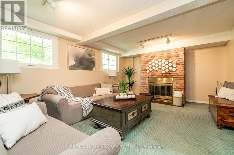 28987847/12-ancona-crescent/briargreen/ottawa/ontario/K2G0N8_42