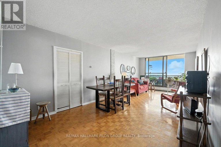 28745309/1503-505-st-laurent-boulevard/viscount-alexander-park/ottawa/ontario/K1K3X4_6