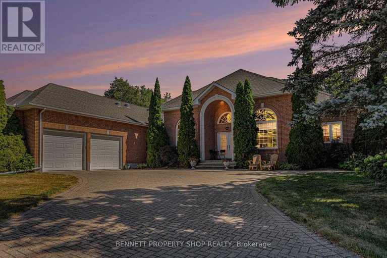 28752704/5-countryside-green/cedar-hillorchard-estates/ottawa/ontario/K2R1B5_49