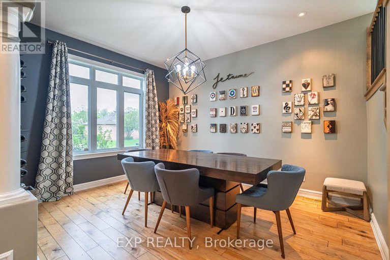 28485158/1466-rhea-place/cedardale/ottawa/ontario/K1V1H1_5