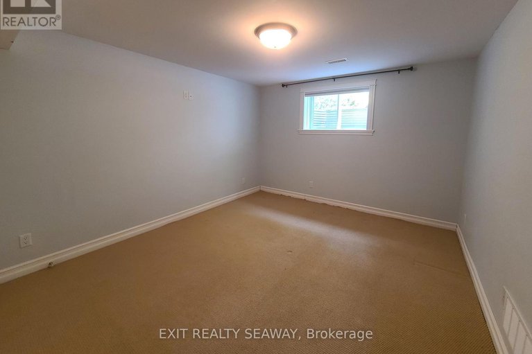 28854316/4294-schell-street/south-dundas-williamsburgh-twp/south-dundas/ontario/K0C2H0_20