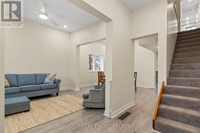 29613065/26-brouse-drive-e/iroquois/south-dundas/ontario/K0E1K0_15