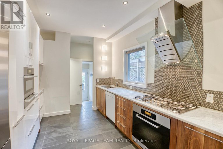 28379778/87-guigues-avenue/lower-townbyward-market/ottawa/ontario/K1N5H8_9