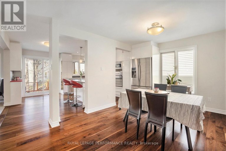 29524227/56-ipswich-terrace/morgans-grantsouth-march/ottawa/ontario/K2K2R3_3