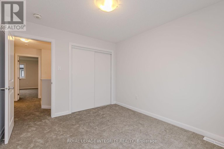 29110273/66-osler-street/morgans-grantsouth-march/ottawa/ontario/K2W0M1_23