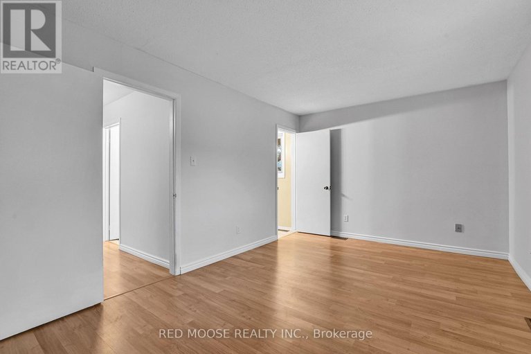 29480001/1983-greenvale-lane/chateauneuf/ottawa/ontario/K1C6E4_23