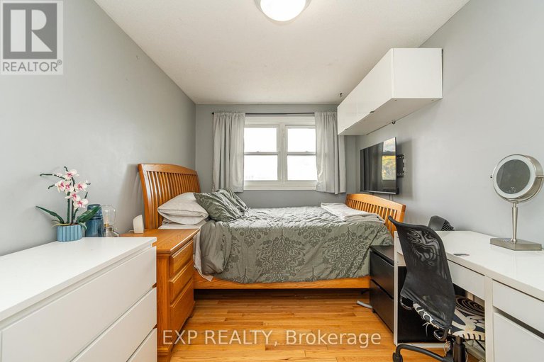 28989665/22-rickey-place/glencairnhazeldean/ottawa/ontario/K2L2E3_29