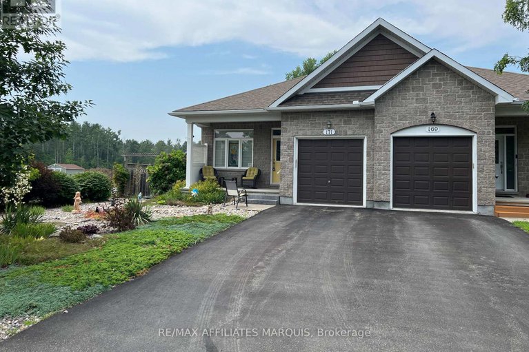 29266687/171-royal-landing-gate/north-grenville-twp-kemptville-south/north-grenville/ontario/K0G1J0_2