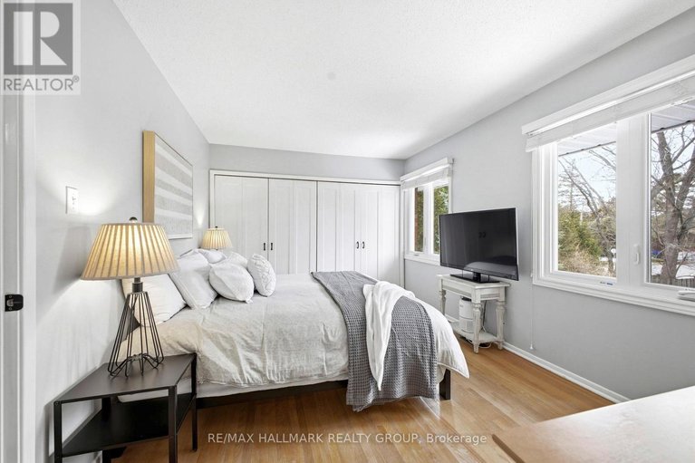 29610195/57-kingsford-court/beaverbrook/ottawa/ontario/K2K1T8_21