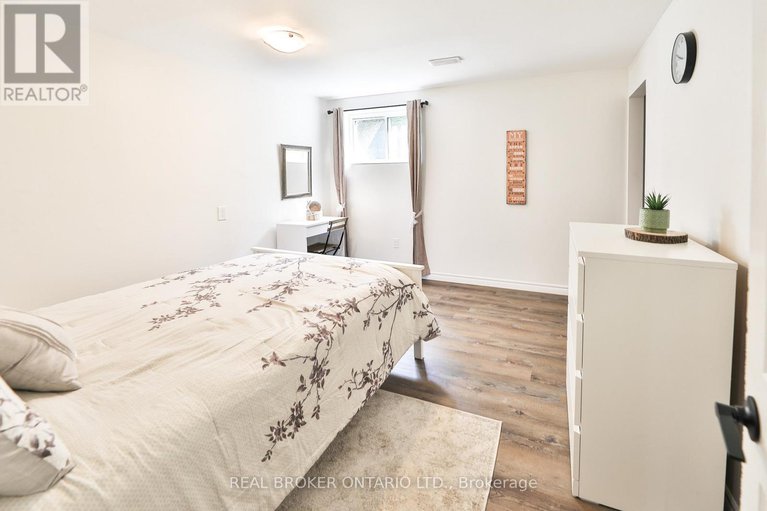 29067289/8-benjamin-lane/north-grenville-twp-kemptville-east/north-grenville/ontario/K0G1J0_21