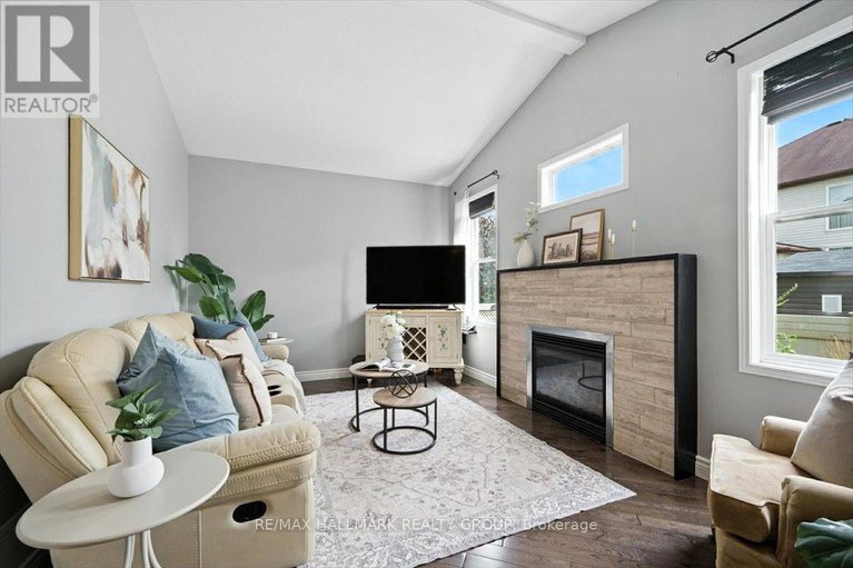 29031425/1026-fieldfair-way/notting-hillsummerside/ottawa/ontario/K4A0E2_16