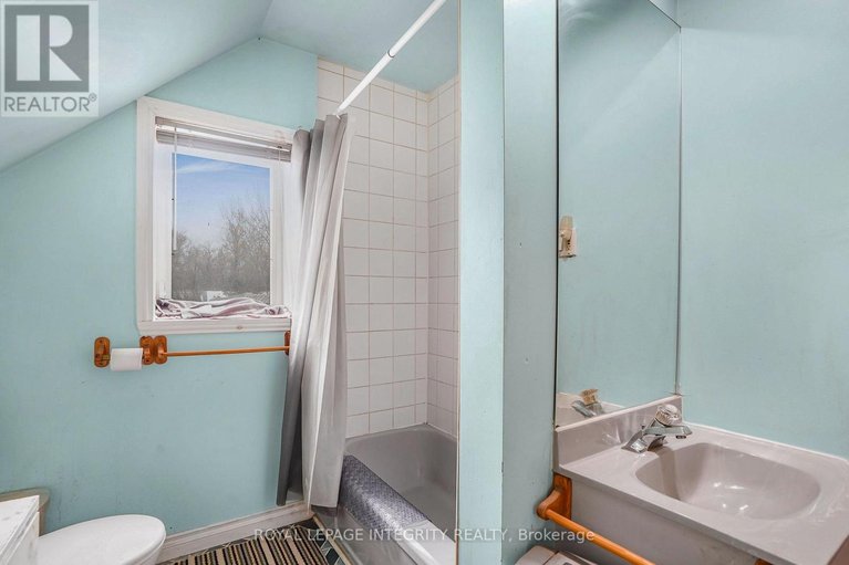 29611923/2148-carling-ave-unit-6/ottawa/ontario/K2A1H1_5