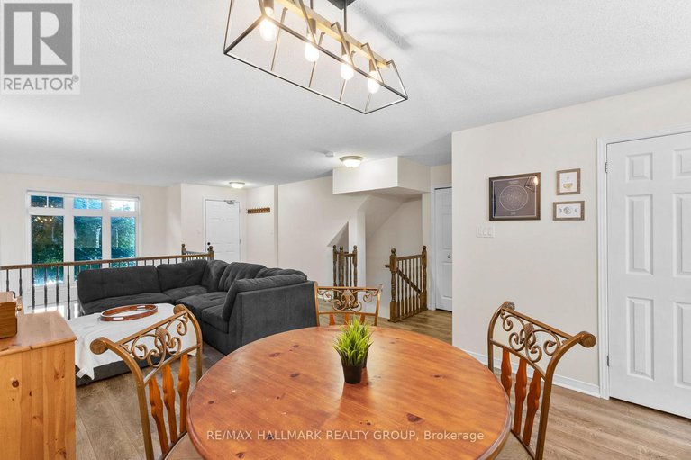 29249914/7-325-elite-private/longfields/ottawa/ontario/K2J0A4_9