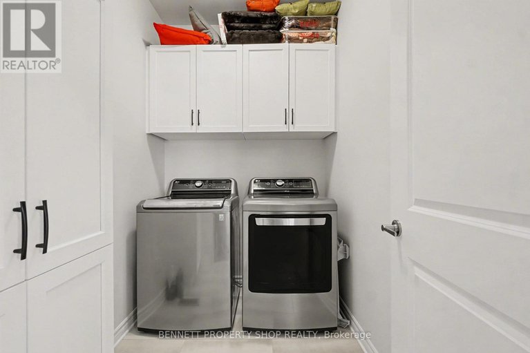 29304430/621-enclave-lane-sw/town-of-rockland/clarence-rockland/ontario/K4K0M8_12