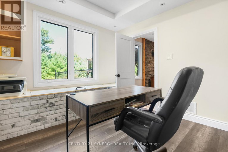 28789523/1071-mill-ridge-road/mcnabbraeside-twps/mcnabbraeside/ontario/K7S3G8_36