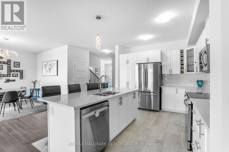 28435100/364-sterling-avenue/town-of-rockland/clarence-rockland/ontario/K4K0L4_8