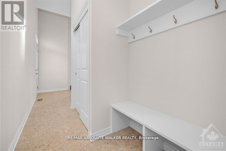 28242948/702-du-rivage-street/town-of-rockland/clarence-rockland/ontario/K4K0K1_14