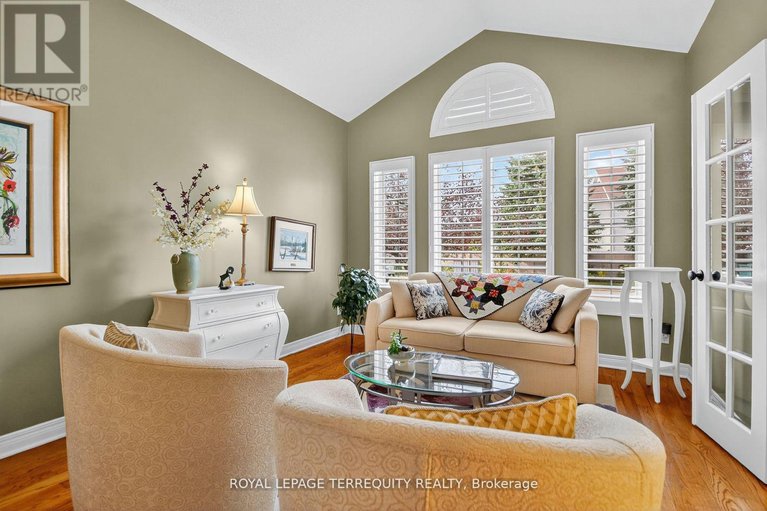 29424324/96-allanford-avenue/hunt-club-parkgreenboro/ottawa/ontario/K1T3Y6_4