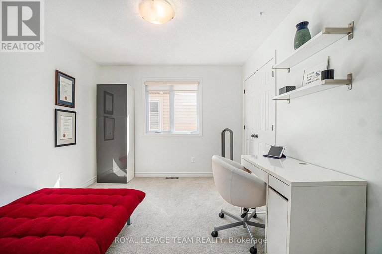 28937544/369-glenbrae-avenue/morgans-grantsouth-march/ottawa/ontario/K2W0C2_17