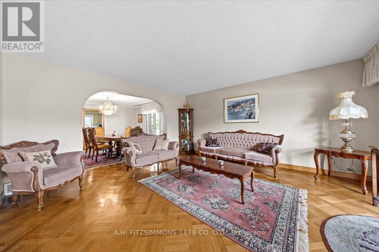 29009459/1538-claymor-avenue/carleton-heights/ottawa/ontario/K2C1T1_26
