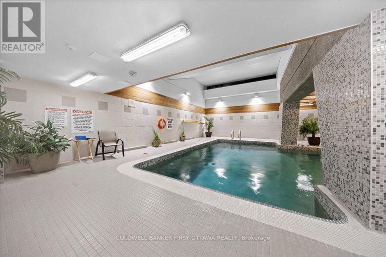 29171096/808-1171-ambleside-drive/woodroffe/ottawa/ontario/K2B8E1_23