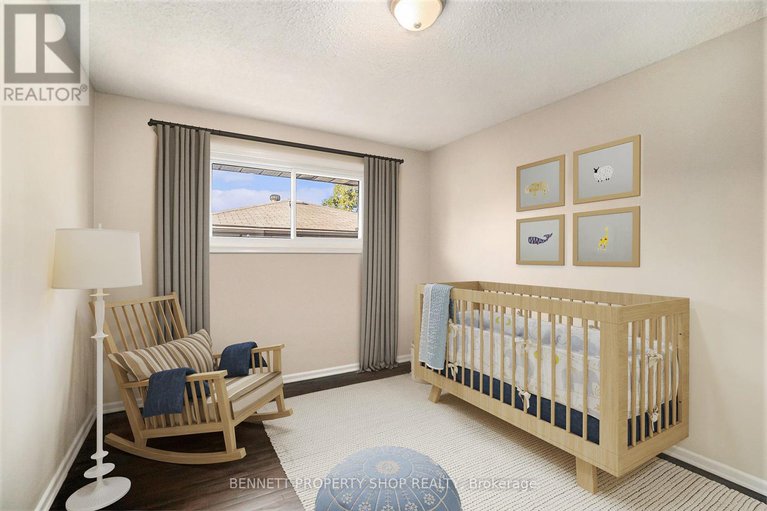 28985816/2606-egan-road/mooneys-bayriverside-park/ottawa/ontario/K1V8N1_9