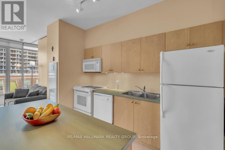 28308377/610-383-cumberland-street/lower-townbyward-market/ottawa/ontario/K1N1J7_12
