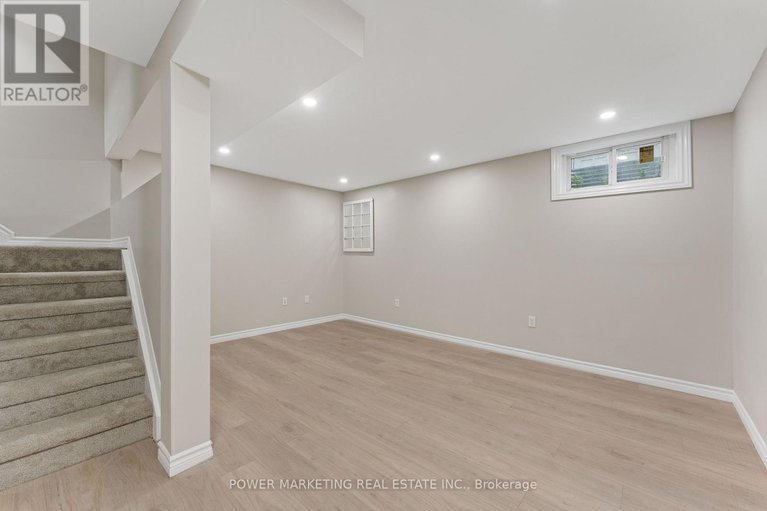 28937937/1566-feather-lane/sawmill-creektimbermill/ottawa/ontario/K1T1V4_21