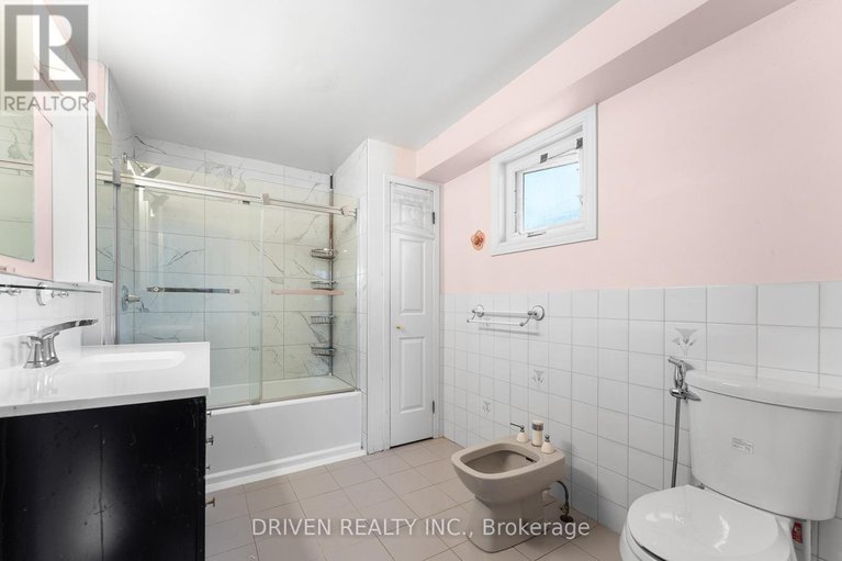 29582368/876-pinecrest-road/fairfield-heights/ottawa/ontario/K2B6B2_14