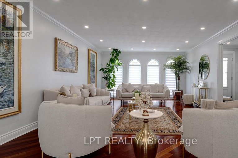 29603325/624-pleasant-park-road/playfair-park/ottawa/ontario/K1H5N5_7