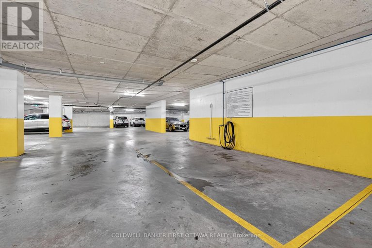 29039698/602-200-inlet-private/chatelaine-village/ottawa/ontario/K4A5H3_41