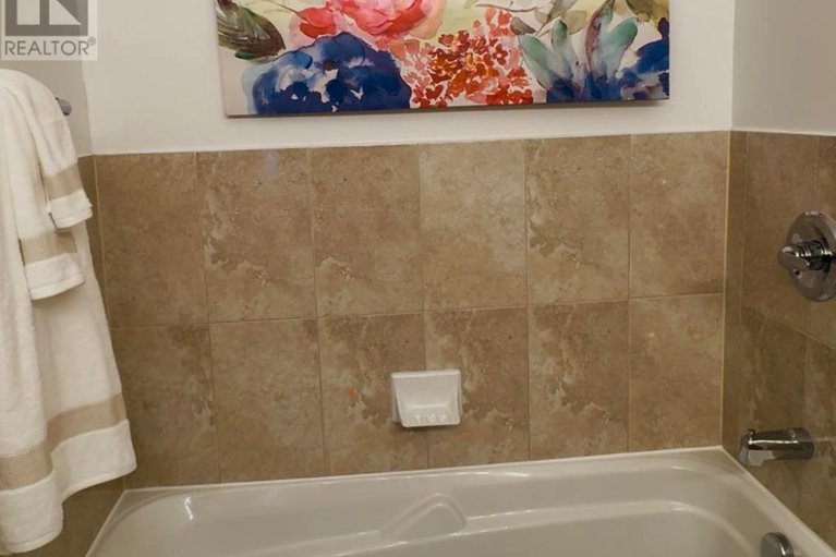 28948695/313-bobolink-ridge-n/emerald-meadowstrailwest/ottawa/ontario/K2V0B1_21