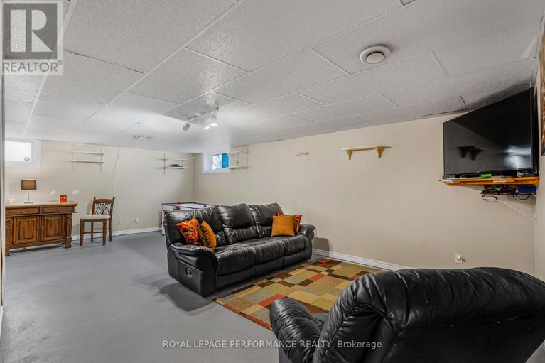29009681/40-lori-lane/chesterville/north-dundas/ontario/K0C2H0_7