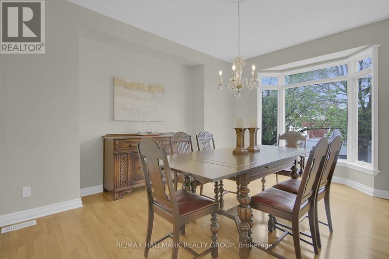 28324389/138-shaughnessy-crescent/kanata-lakesheritage-hills/ottawa/ontario/K2K2N3_15