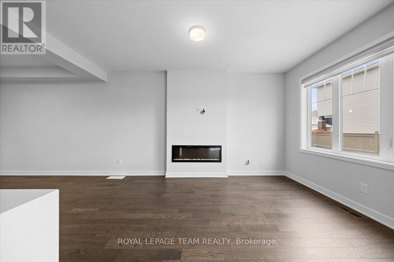 29144030/2123-winsome-terrace/fallingbrookgardenway-south/ottawa/ontario/K4A5N1_9