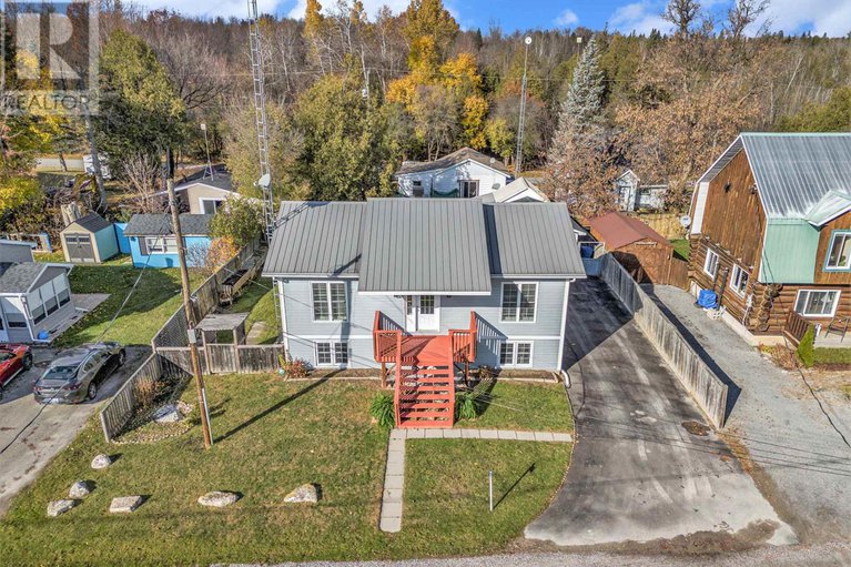 29078721/118-bay-street/drummond-n-elmsley-drummond-twp/drummondnorth-elmsley/ontario/K7C4K9_39