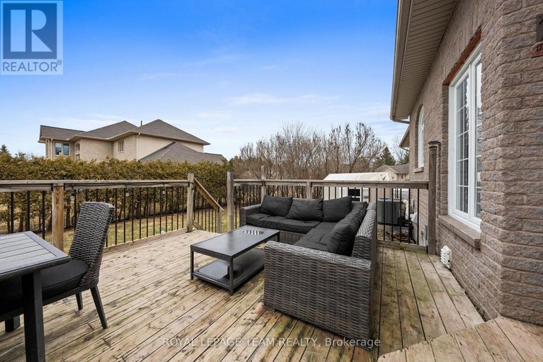 29572534/5440-wadell-court/manotick-village-manotick-estates/ottawa/ontario/K4M1L3_47
