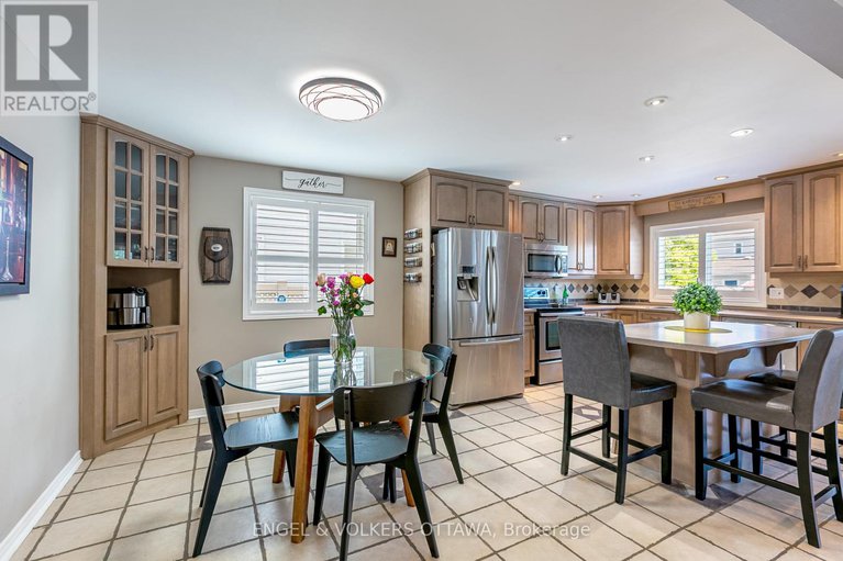 28489478/6149-westwater-crescent/orleans-village/ottawa/ontario/K1W1E1_15