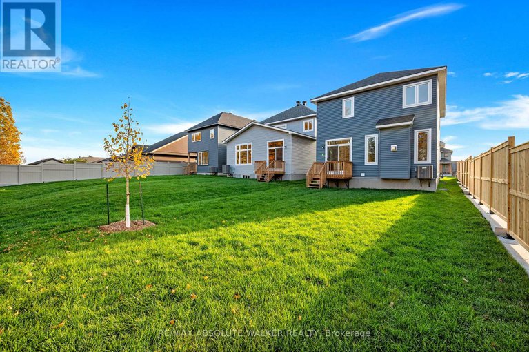 29256463/702-du-rivage-street/town-of-rockland/clarence-rockland/ontario/K4K0K1_30