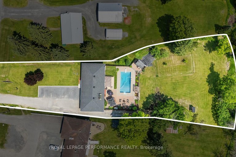 28424960/782-notre-dame-street/embrun/russell/ontario/K0A1W0_4