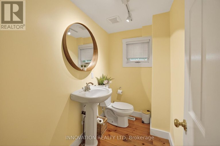 28791357/118-hill-street/mississippi-mills-ramsay-twp/mississippi-mills/ontario/K0A1A0_20