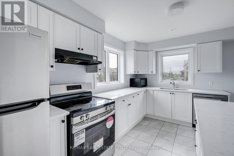28536719/740-kinstead-pvt-private/stittsville-north/ottawa/ontario/K2S3B3_14