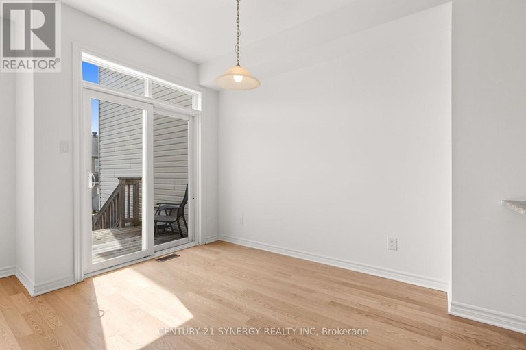 29575083/430-foxhall-way/bridlewood/ottawa/ontario/K2M0G1_12