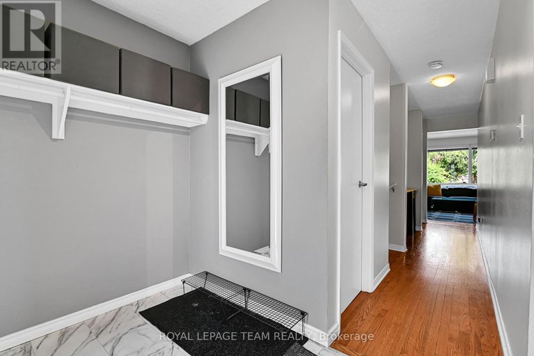 28610973/2280-cotters-crescent/windsor-park-village/ottawa/ontario/K1V8Y6_3