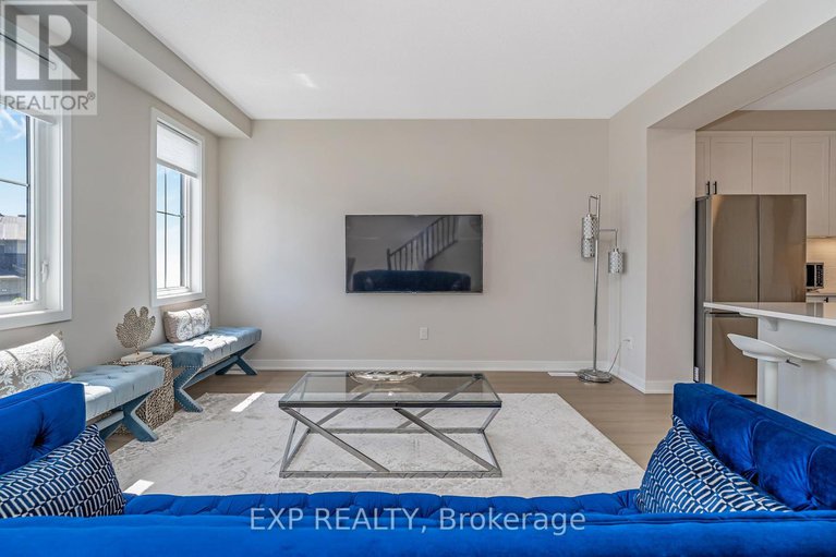 28608550/689-quilter-row/goulbourn-twp-from-franktown-rdsouth-to-rideau/ottawa/ontario/K0A2Z0_7