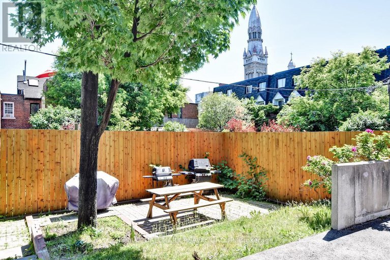 28859548/504-222-guigues-avenue/lower-townbyward-market/ottawa/ontario/K1N5J2_39