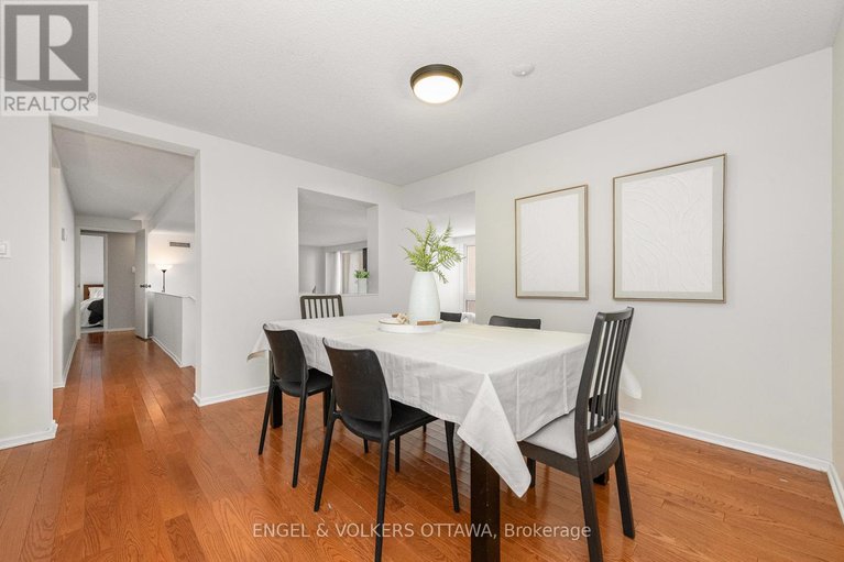 28252605/906-373-laurier-avenue-e/sandy-hill/ottawa/ontario/K1N8X6_16