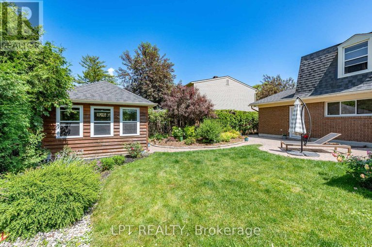 28632467/1329-fontenay-crescent/south-keys/ottawa/ontario/K1V7K5_27