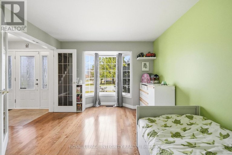 29646948/675-potvin-avenue/town-of-rockland/clarence-rockland/ontario/K4K1H2_22